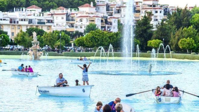 Luxury Carihuela Beach Торремолинос Экстерьер фото