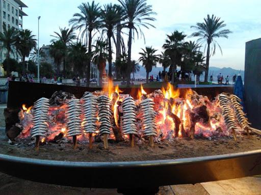 Luxury Carihuela Beach Торремолинос Экстерьер фото